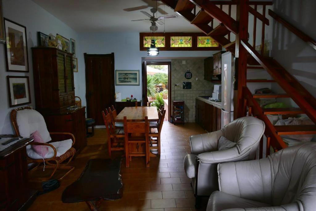 Pm 5 Via Sicilia Guest House Alghero Extérieur photo